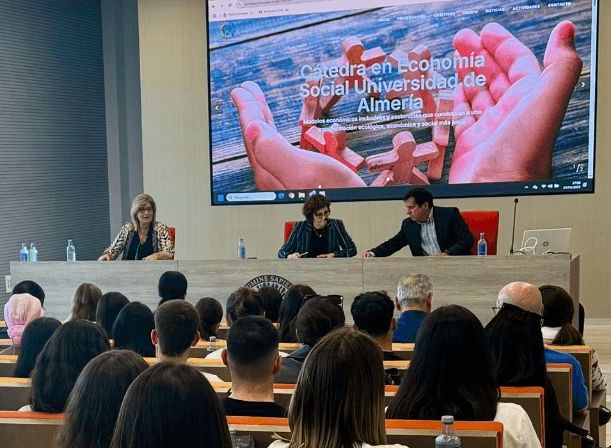 Catedra en economia social UAL